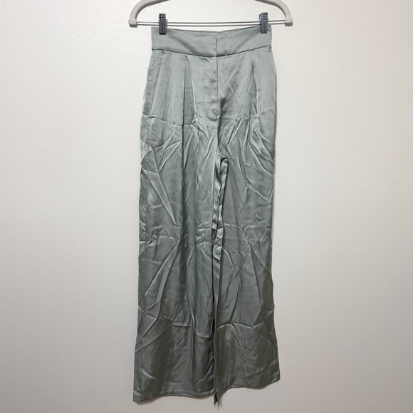 NEW Abercrombie & Fitch Satin Tailored Wide Leg Pant Size 25 / 0 Green NWT - Picture 2 of 7